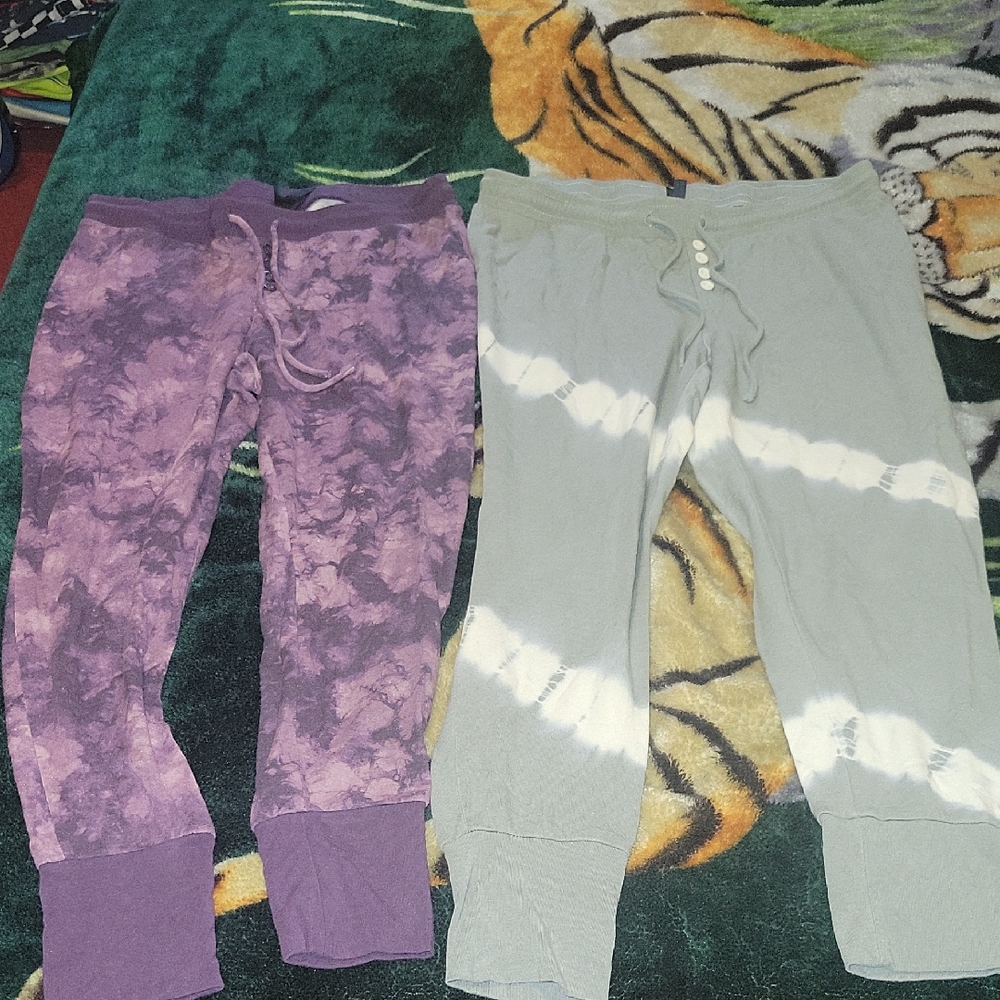2 torrid tie dye Sleep leggings Torrid Size 0(12)